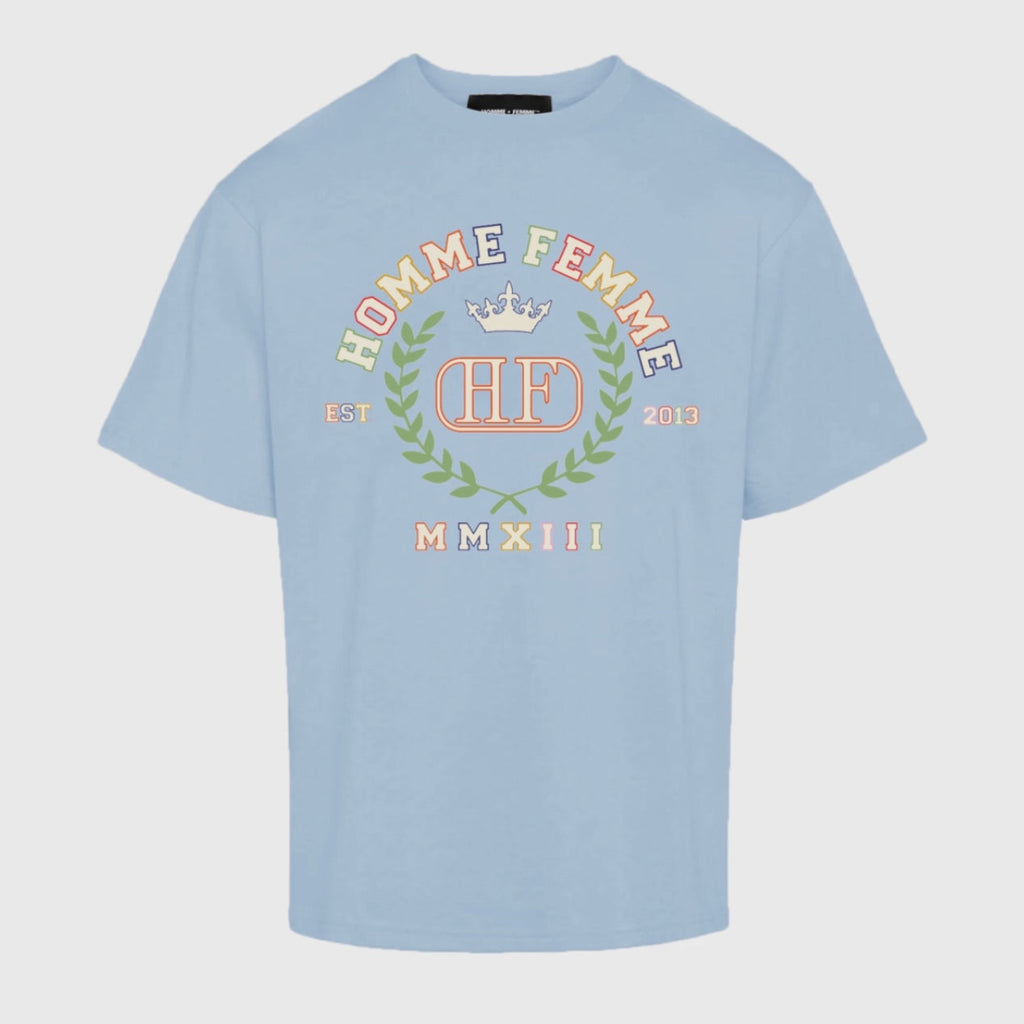 Homme Femme 10 Year Crest T-Shirt in Himmelblau