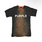 Purple Brand Strukturiertes Kurzarm-T-Shirt mit schwarzem Batikmuster