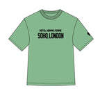 Homme Femme London T-Shirt in Grün